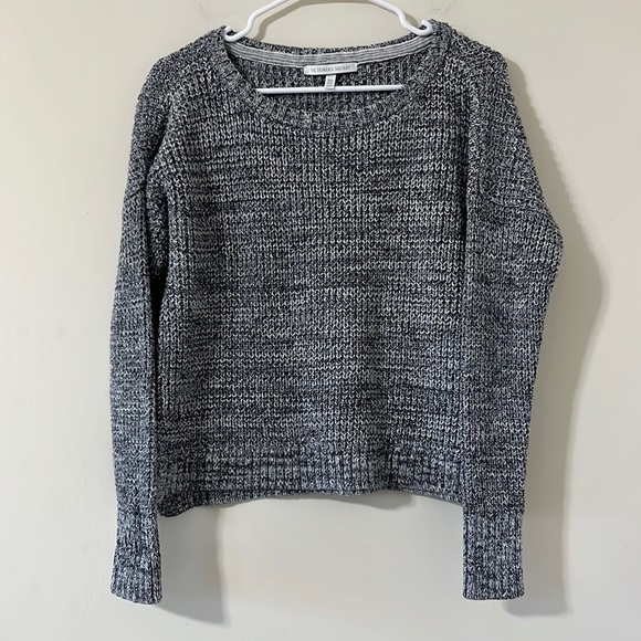 Victoria's Secret Sweaters - Victoria’s Secret Grey Chunky Knit Scoop Neck Oversized Sweater Size XS